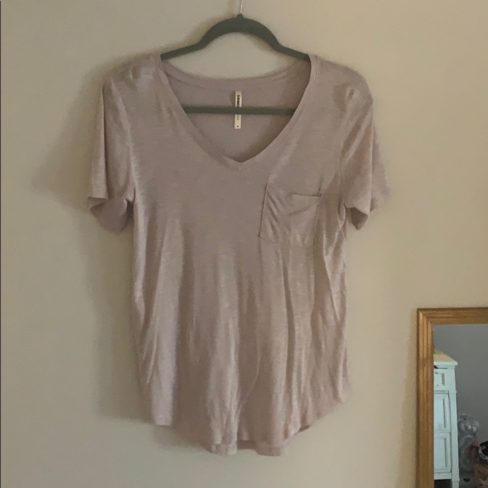 lilac tee